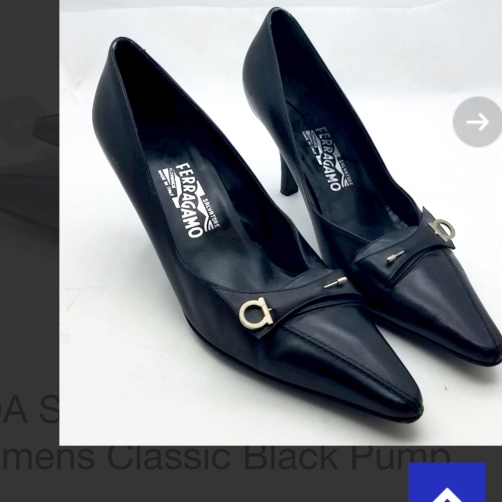 Salvatore Ferragamo Womens Classic Black Pump